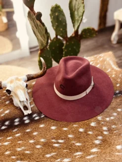 Charlie One Horse “Highway” Burgundy