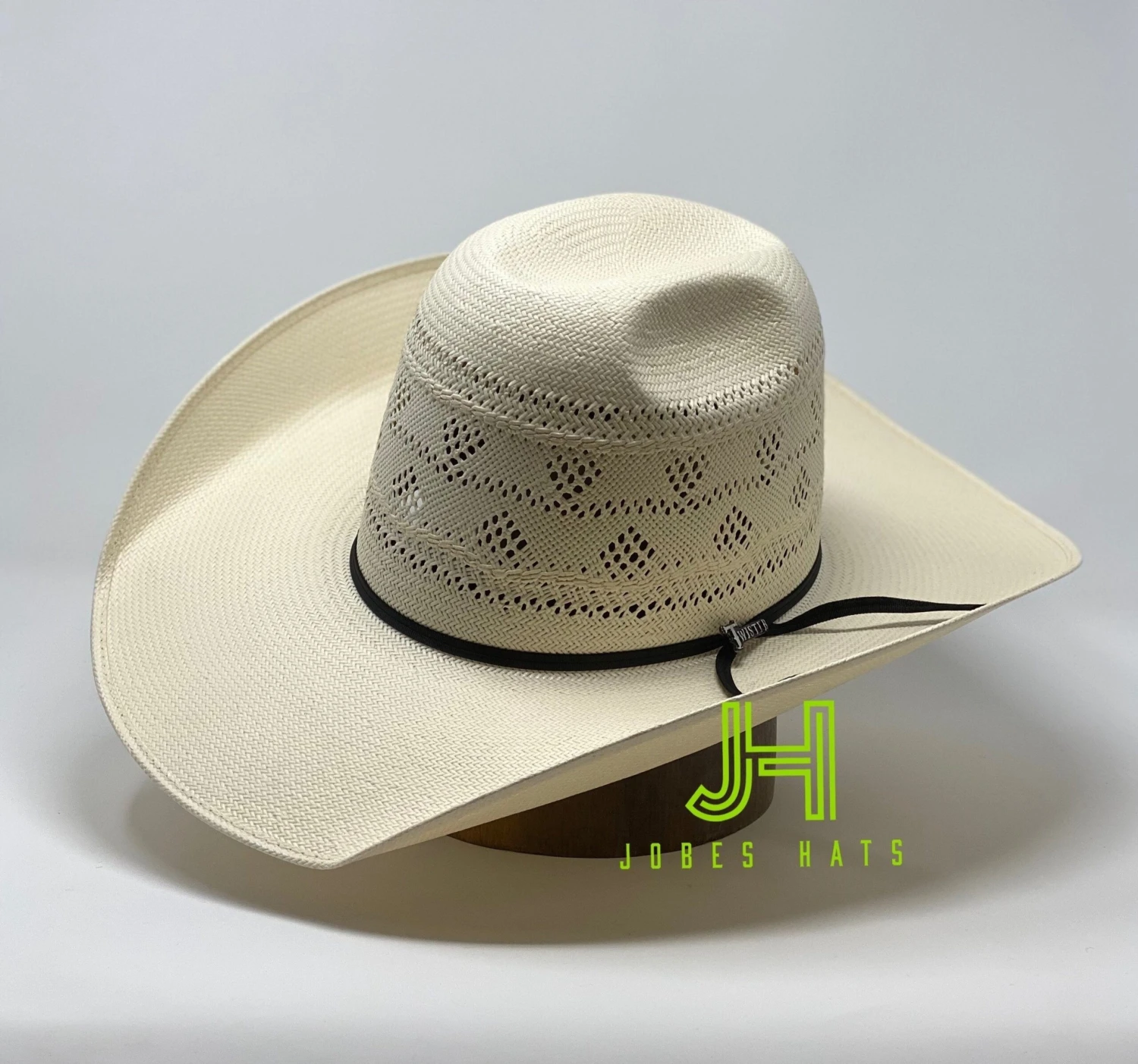 JH Straw- ”Fresa” 4“ 1/4 Brim (comes Open And Flat)